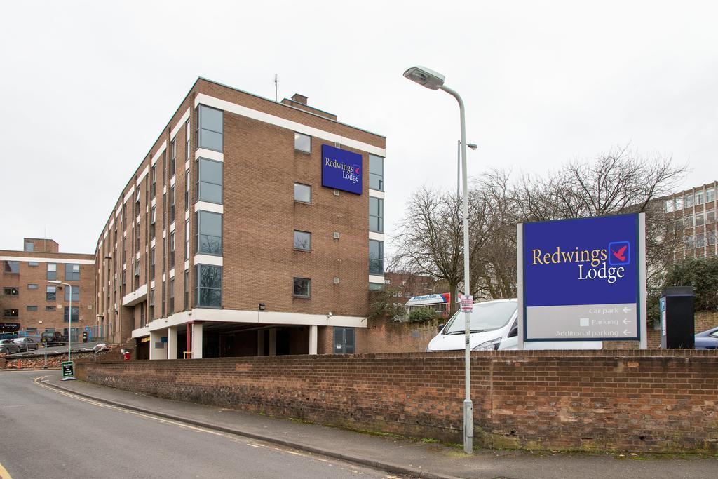 Redwings Lodge Wolverhampton Central Exterior foto